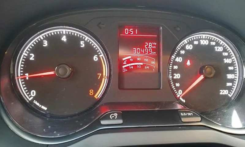 Volkswagen Voyage 1....