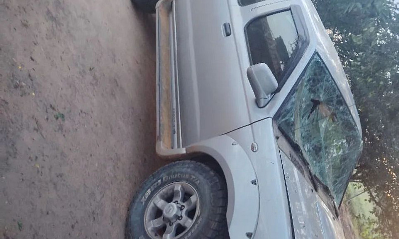 Nissan Frontier Se/S...