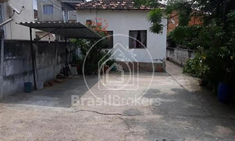 Casa À Venda Com 496...