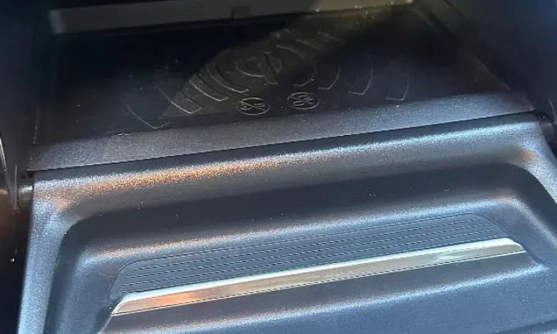 Peugeot 208 Allure 1...