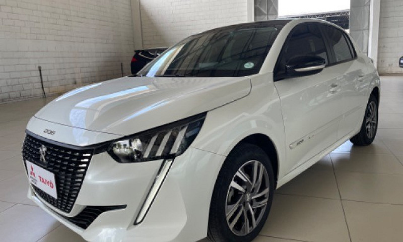 Peugeot 208 Grife / ...