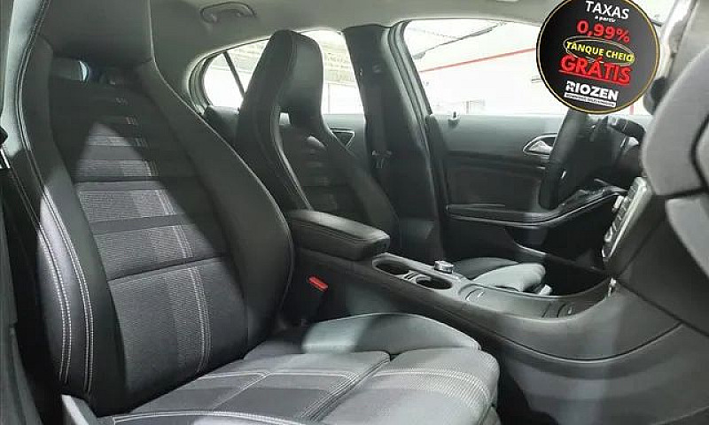 Mercedes-Benz Gla 20...