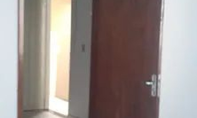 Barracão Nos Fundos ...