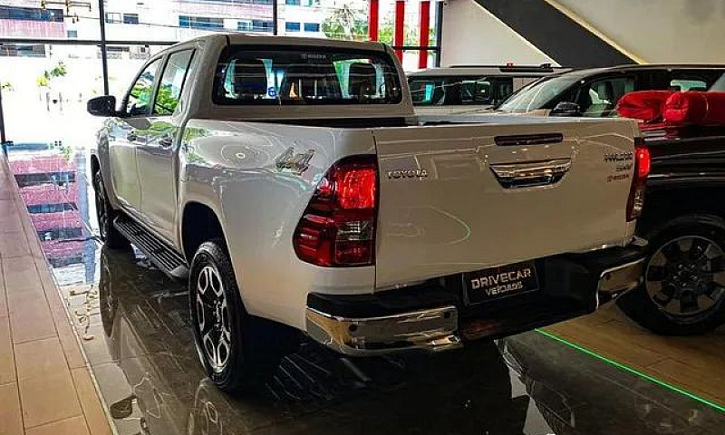 Hilux Cd Srv 4Fd 202...