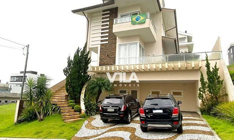 Casa Com 3 Dormitóri...