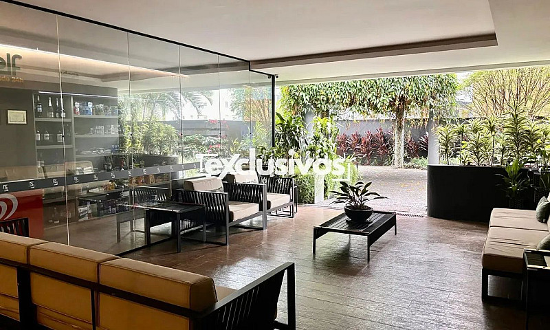 More No Ritz Class E...