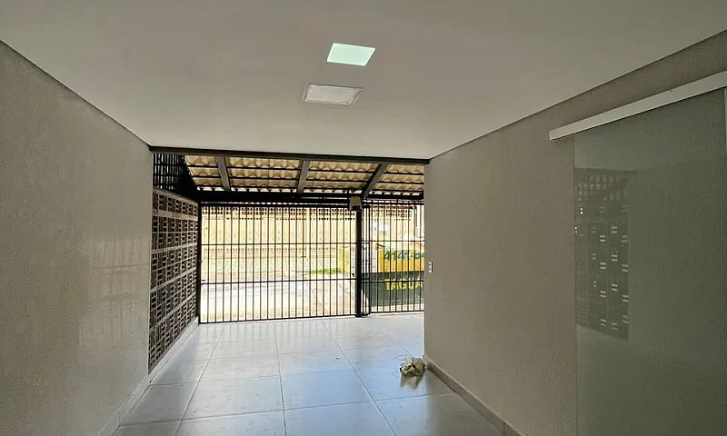 Alugo Casa Reformada...