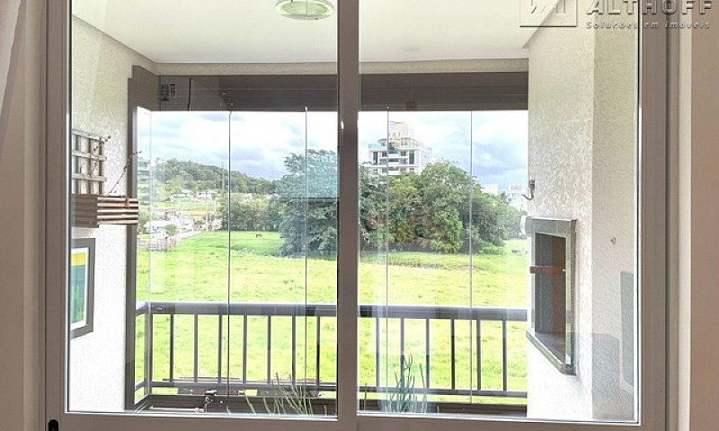 Apartamento Semimobi...
