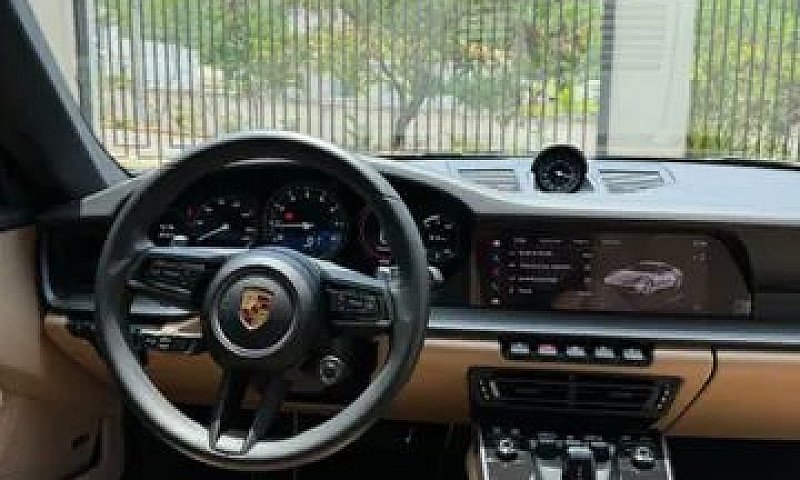 911 Carrera 2022 - I...