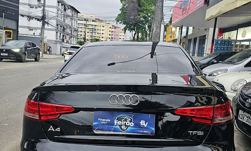 Audi A4 Attraction 2...