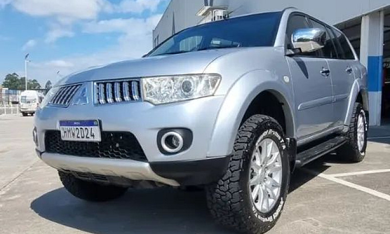 Mitsubishi Pajero Da...