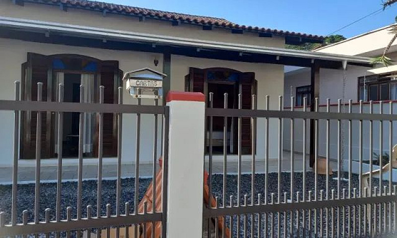 Vende-Se Casa Mobili...