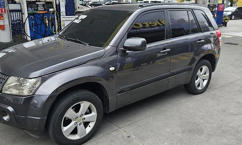 Suzuki Grand Vitara ...