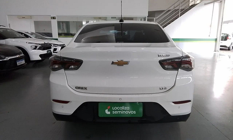 Chevrolet Onix Hatch...