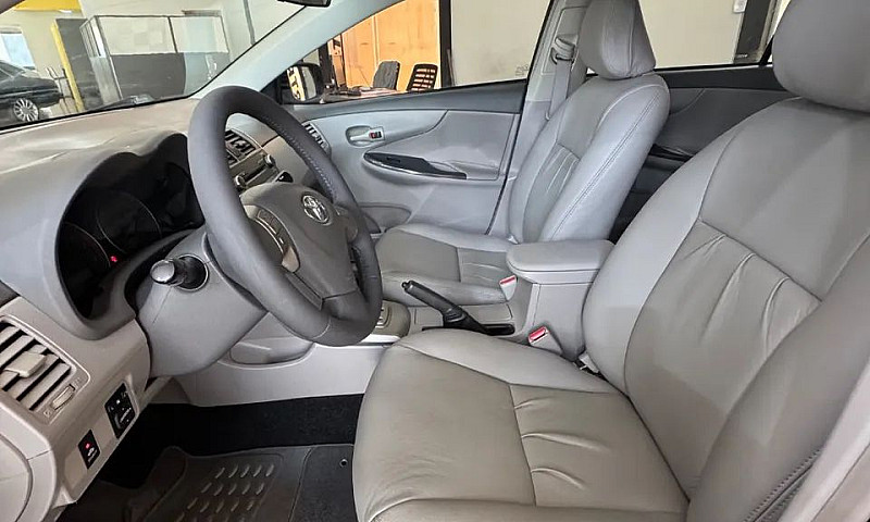 Toyota Corolla Xei 1...