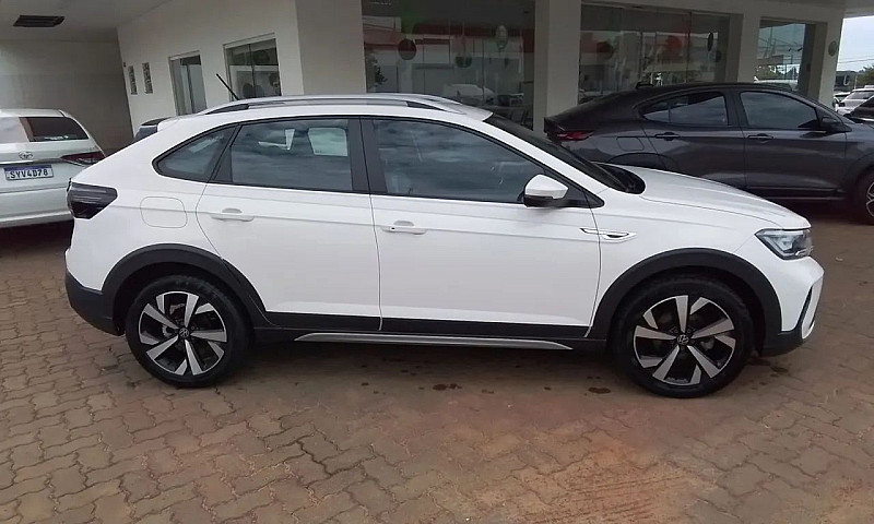 Volkswagen Nivus Hig...