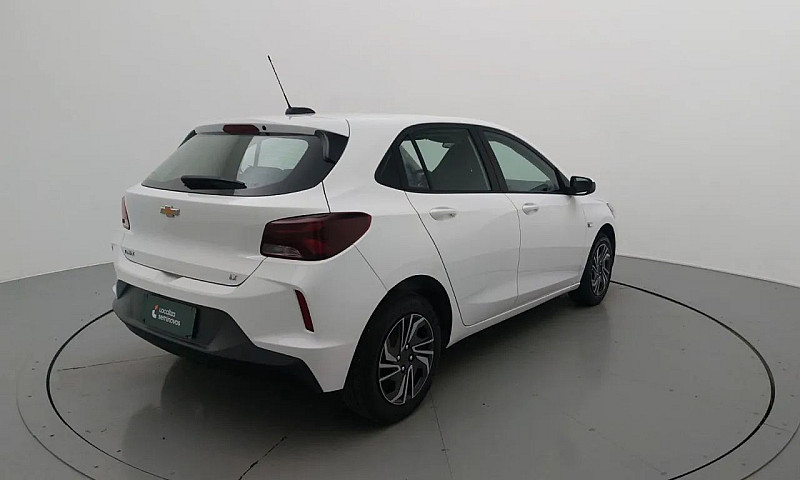 Chevrolet Onix Hatch...