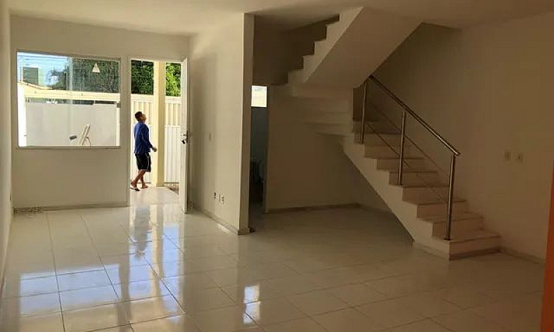 < Casa Duplex Próxim...