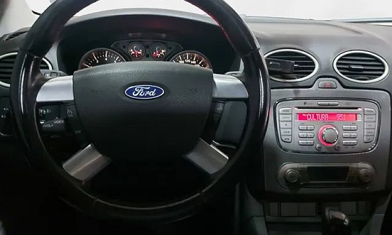 Ford Focus Sed. Ti./...