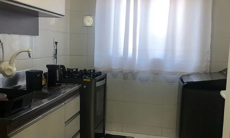 Alugo Um Quarto ...