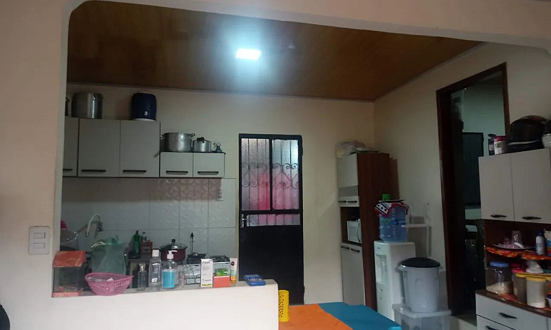 Vendo Casa Por Motiv...