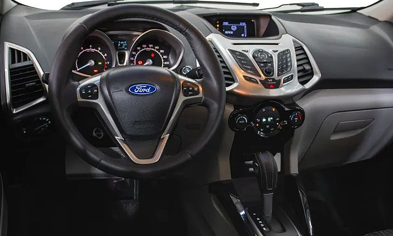 Ford Ecosport Titani...