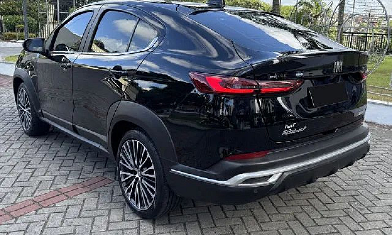 Fiat Fastback Limite...