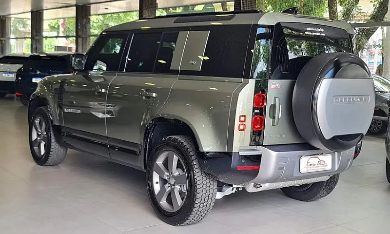 Land Rover Defender ...