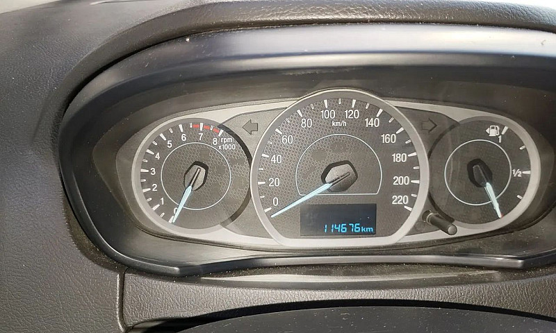 Ford Ka+ Sedan 1.0 T...