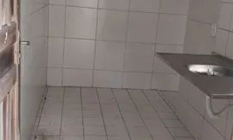 Aluga-Se Casa Cm Pon...