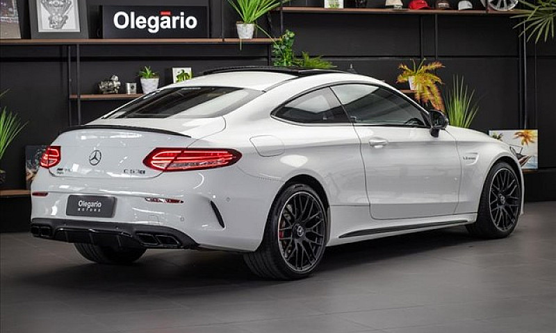 Mercedes-Benz C 63 A...