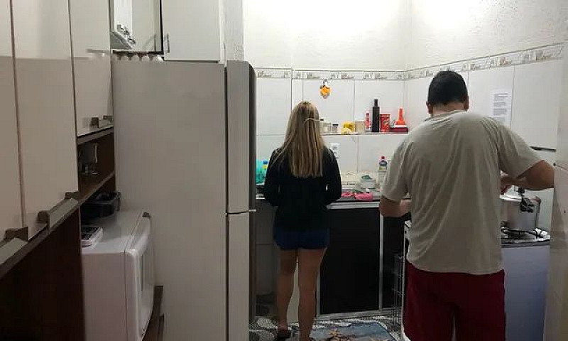 Alugo Vaga Masculina...