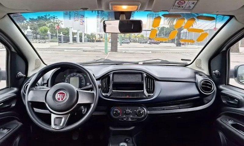 Fiat Uno 2020 Attrac...