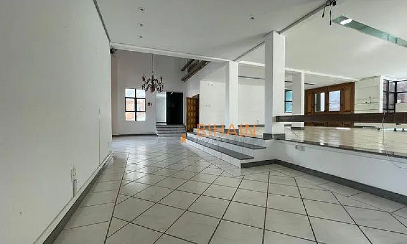 Casa Com 7 Dormitóri...
