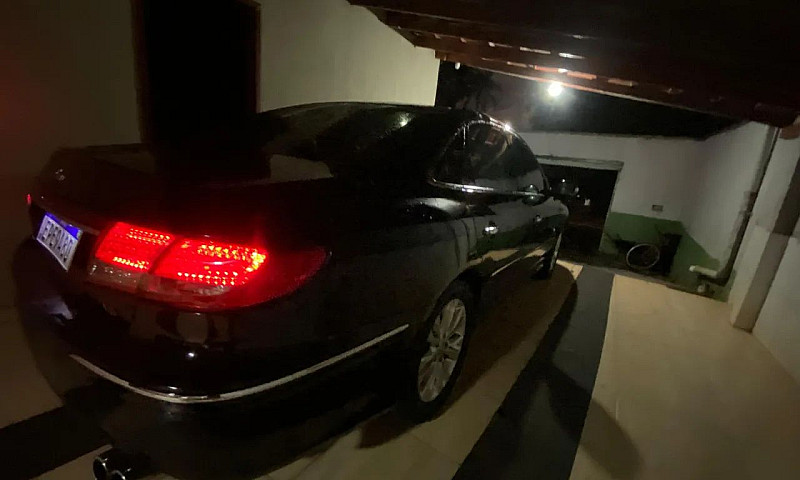 Hyundai Azera Gls 3....