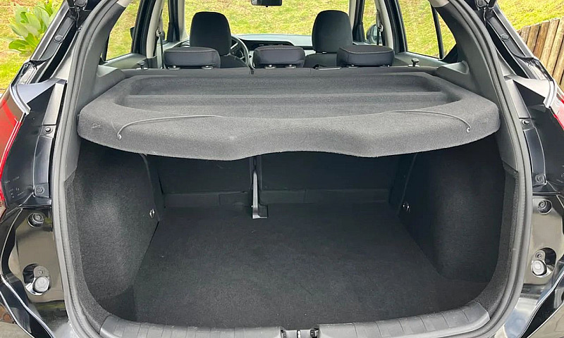 Nissan Kicks Sense 1...