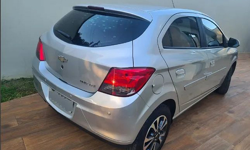 Chevrolet Onix Hatch...