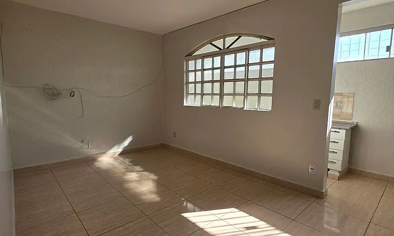 Alugo Apartamento Um...