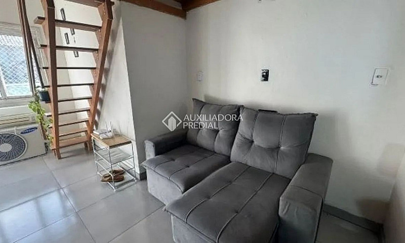Casa Em Condomínio N...