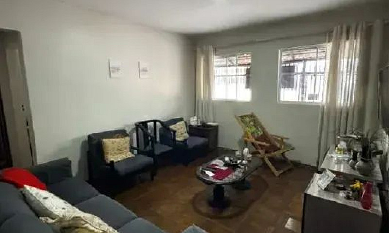 Casa Individual A Ve...