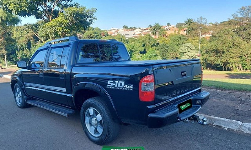 Chevrolet S-10 Execu...