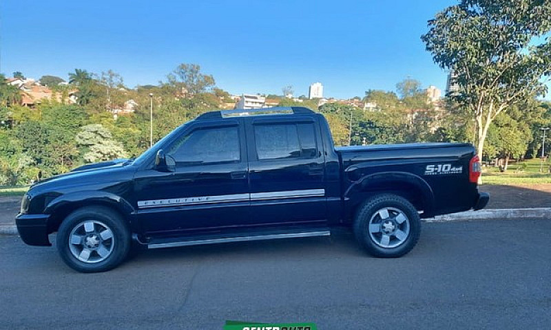 Chevrolet S-10 Execu...