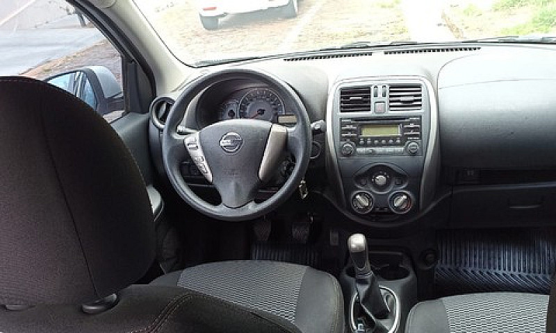 Nissan March 1.0 Sv ...