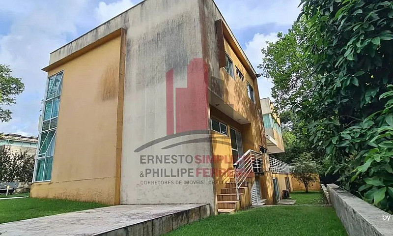 Casa Em Aldeia Com V...