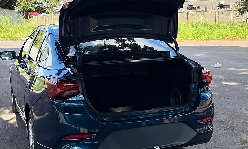 Chevrolet Onix Plus ...