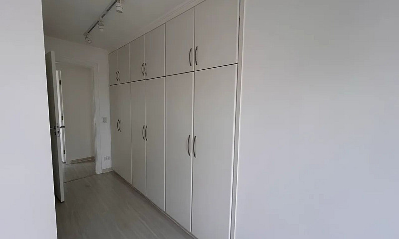 Vila Romana 2 Suítes...