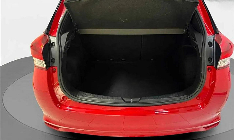 Toyota Yaris Xs 1.5 ...