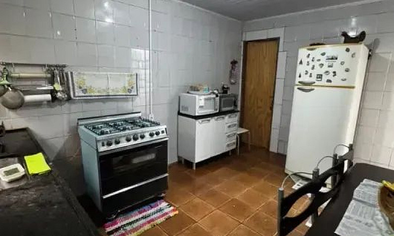 Casa Individual A Ve...