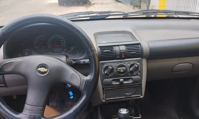 Chevrolet Classic Li...