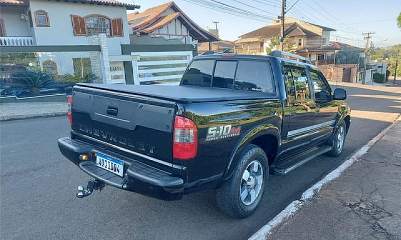 Chevrolet S-10 Execu...